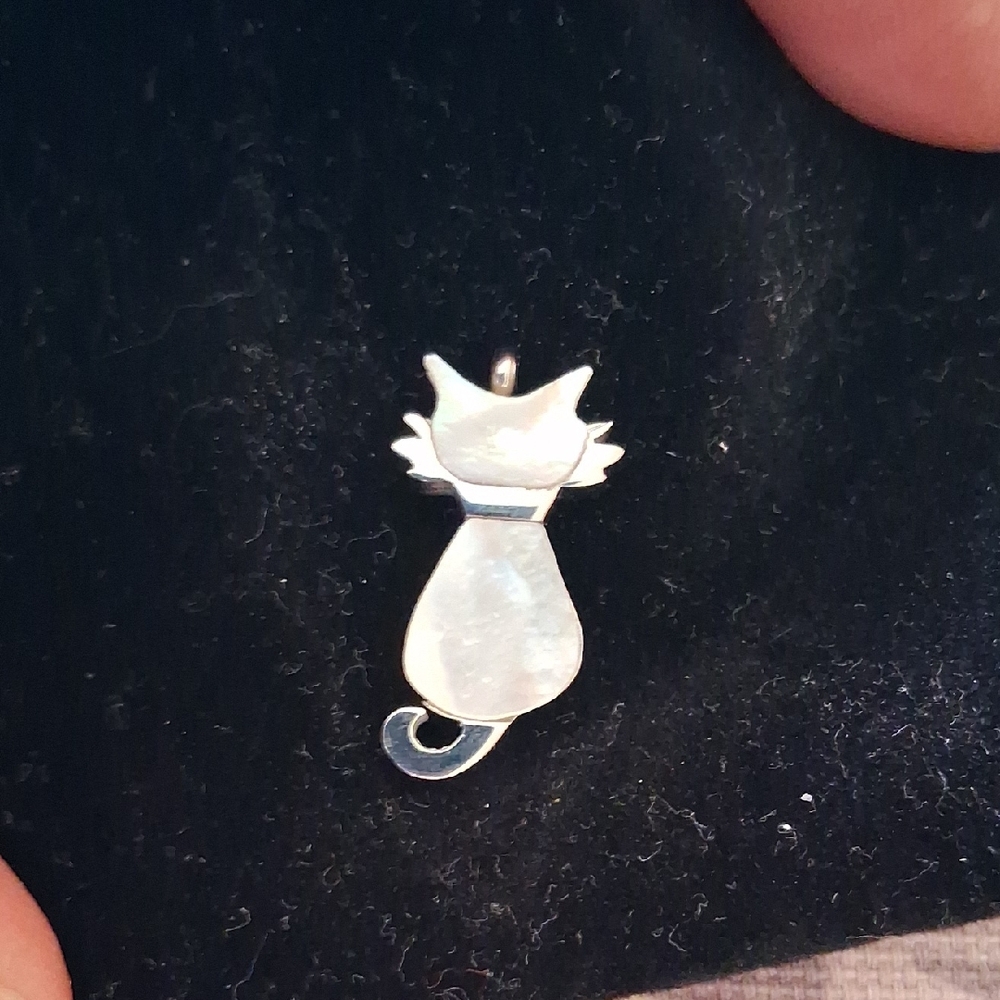 Silver Cat Pendant Charm - Sleek Cat Silhouette